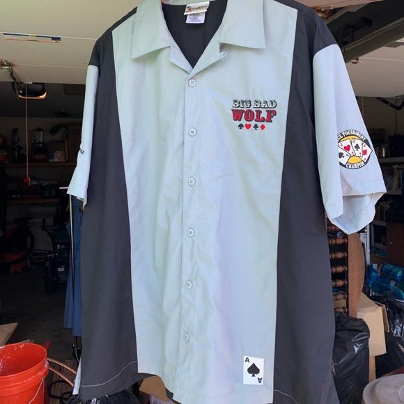 DISNEYLAND RESORT UNISEX BUTTON-DOWN BIG BAD WOLF POKER BOWLER BLOUSE SIZE XL - Picture 5 of 7